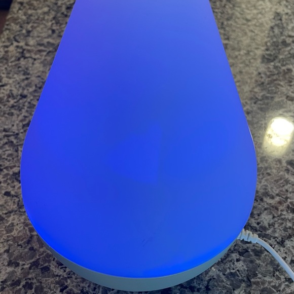 Young Living Diffuser - Picture 4 of 5